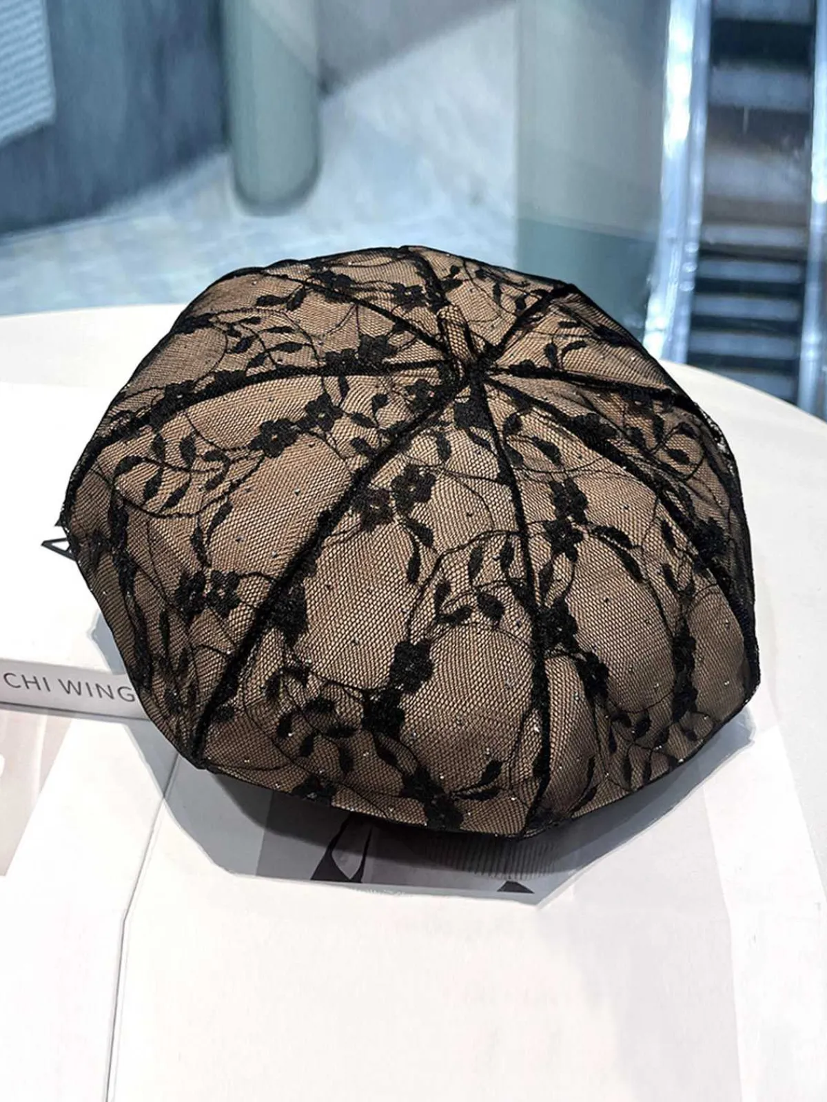 Online Retro Stage Vintage Floral Lace Mesh Beret Hat