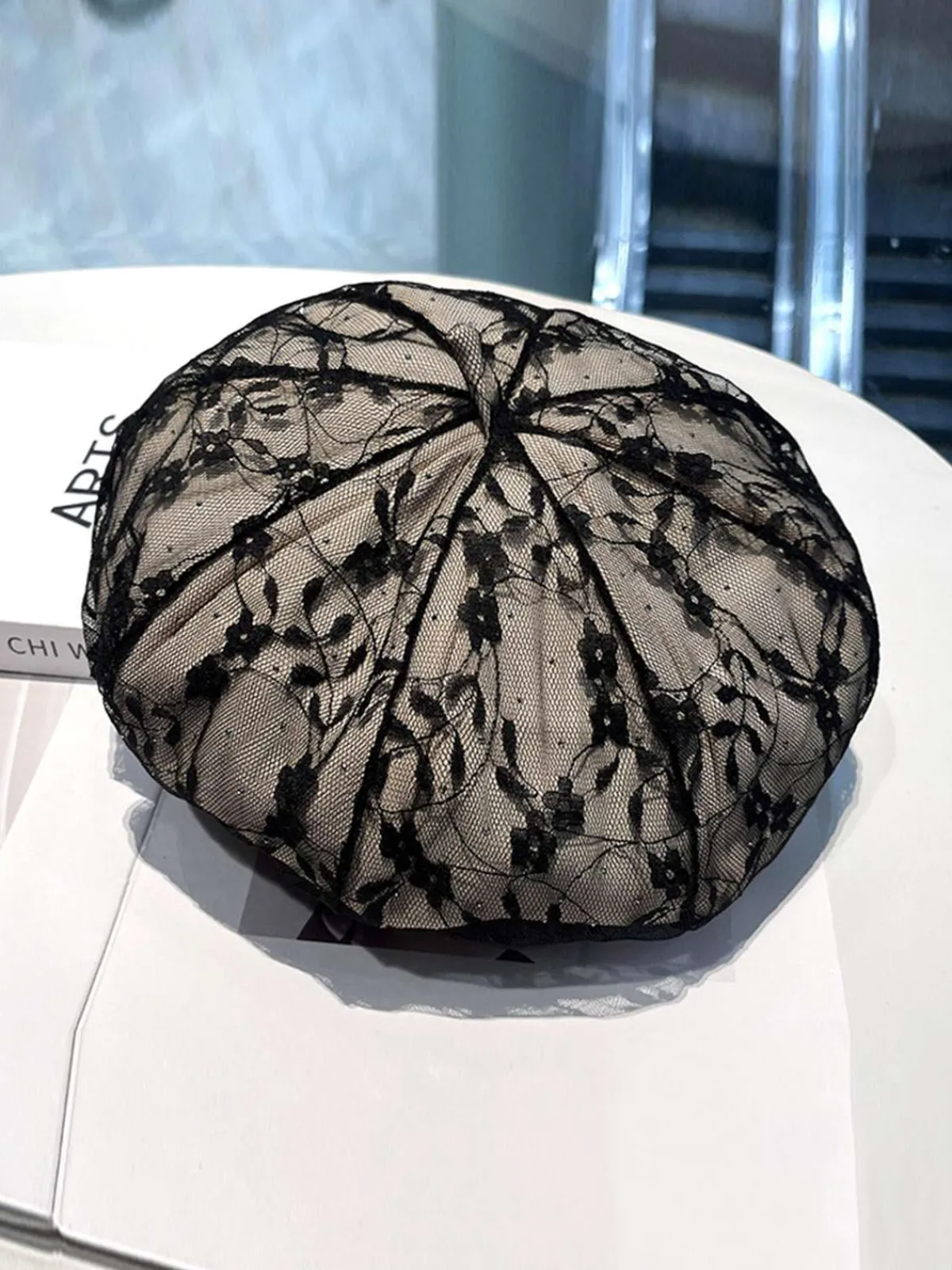 Online Retro Stage Vintage Floral Lace Mesh Beret Hat