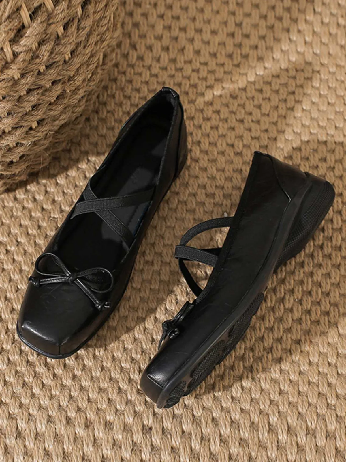 New Retro Stage Vintage Leather Bow Ballet Style Shoes