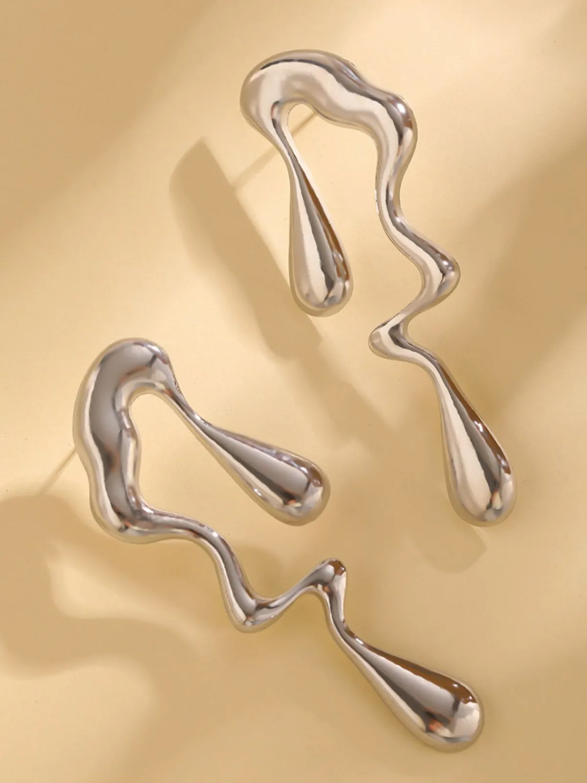 Discount Retro Stage Vintage Liquid Metal Drop Stud Earrings