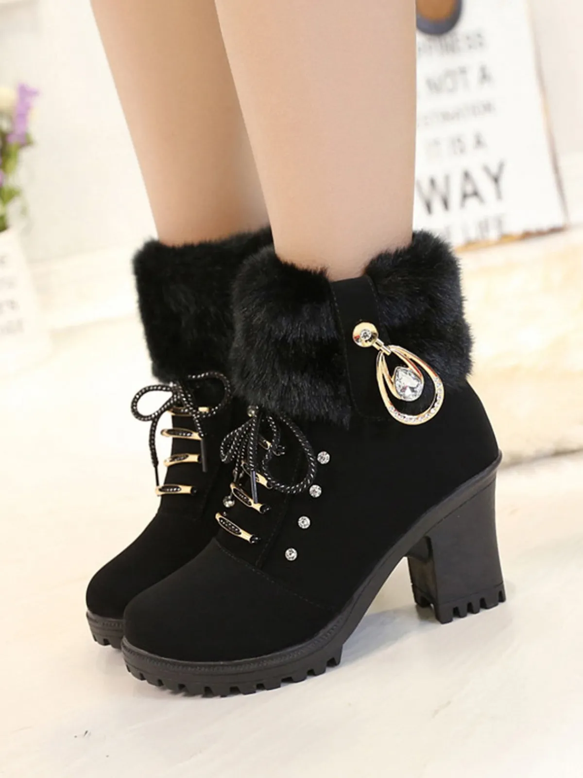 Best Retro Stage Vintage Nubuck Leather Plush Chunky Heel Boots