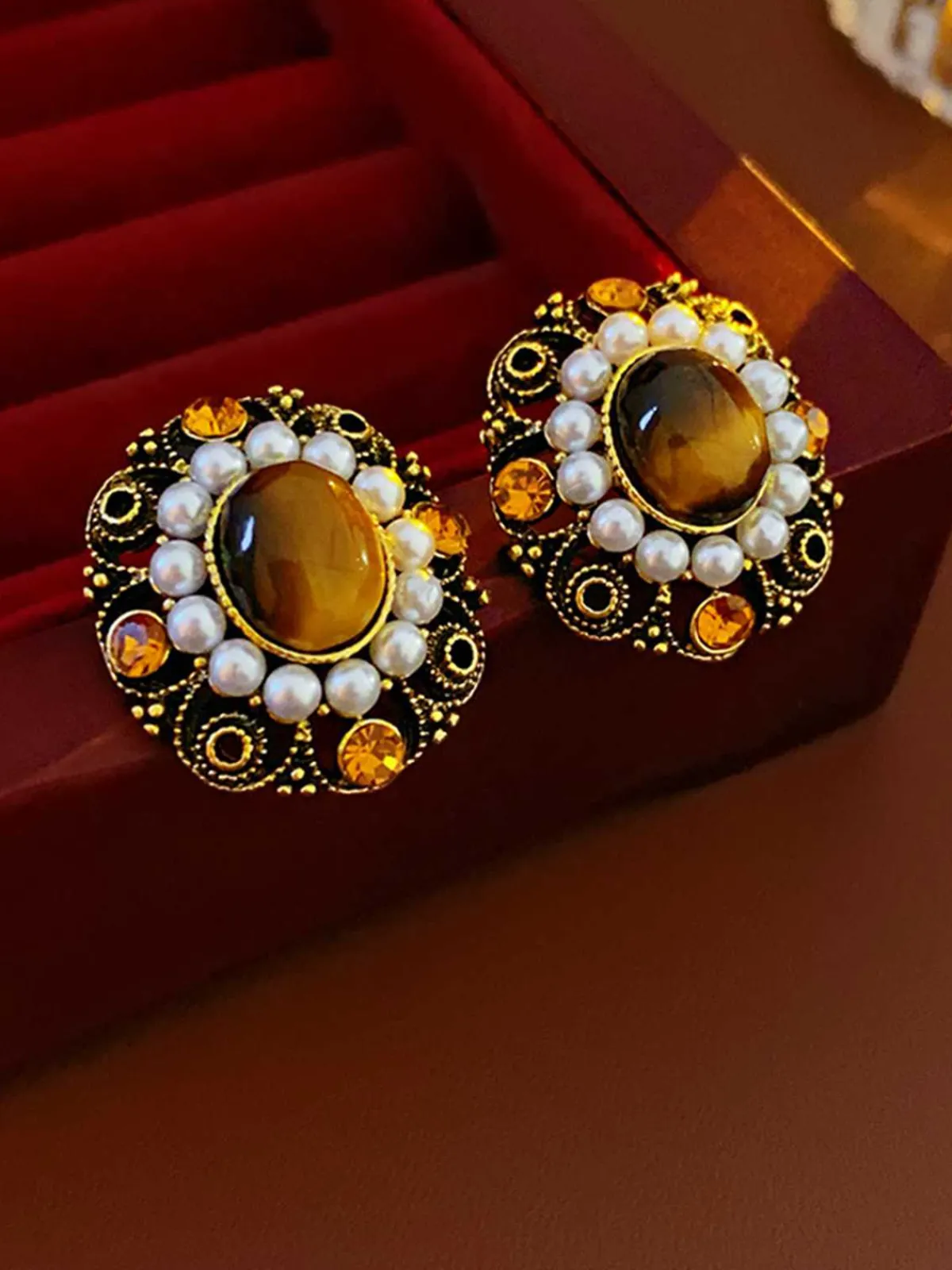 Sale Retro Stage Vintage Olive Yellow Diamond Pearl Earrings