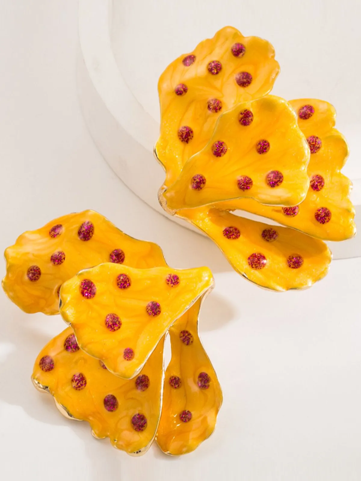 Online Retro Stage Vintage Polka Dots Petal Earrings