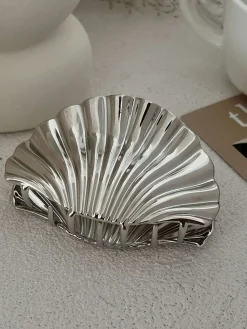 Clearance Retro Stage Vintage Shell Shape Metal Hair Clutch