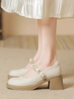 Clearance Retro Stage Round Toe Chunky Heels Shoes White